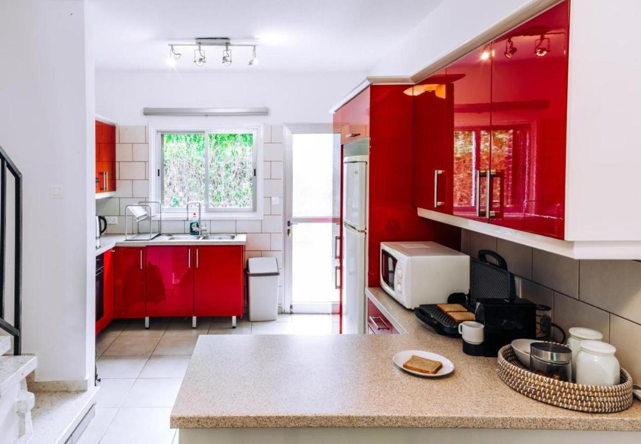 شقة H&O Royal Townhouse In Center بافوس المظهر الخارجي الصورة