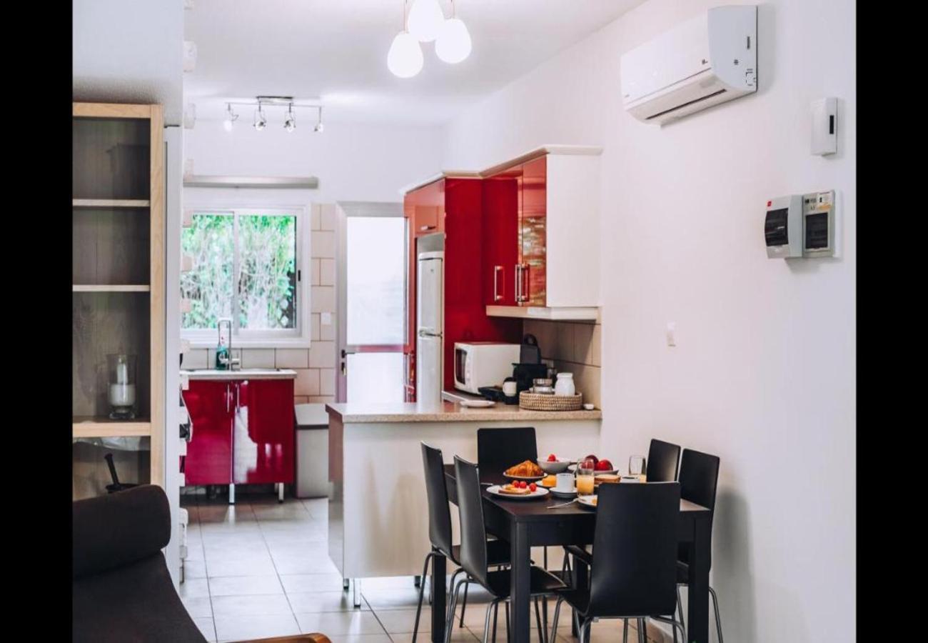 شقة H&O Royal Townhouse In Center بافوس المظهر الخارجي الصورة