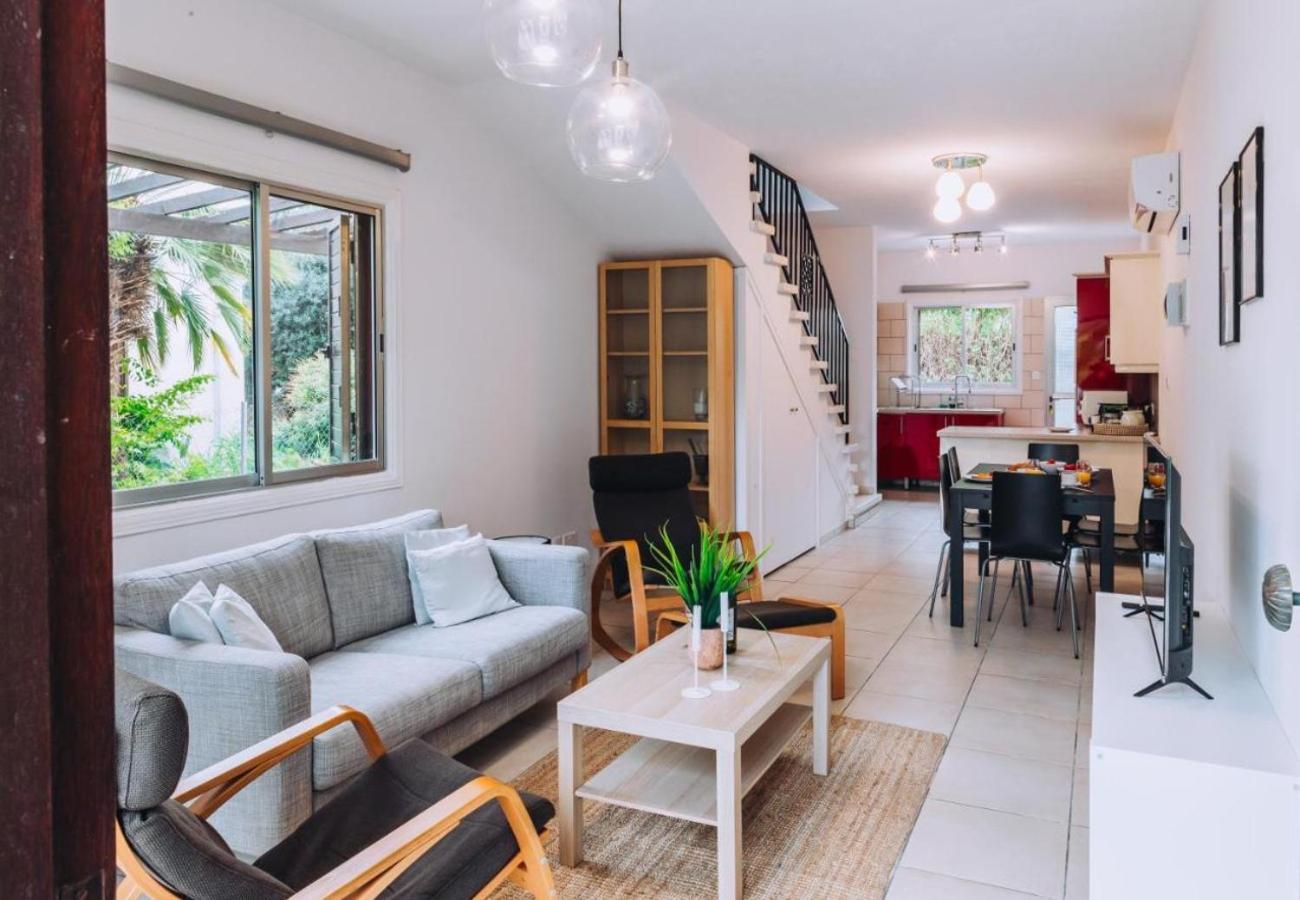 شقة H&O Royal Townhouse In Center بافوس المظهر الخارجي الصورة